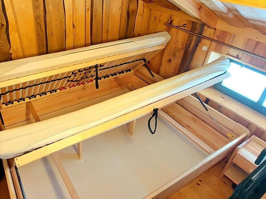 Chalet Boruvka - Biofarma Na Samote V Lesich Benesov  Luaran gambar